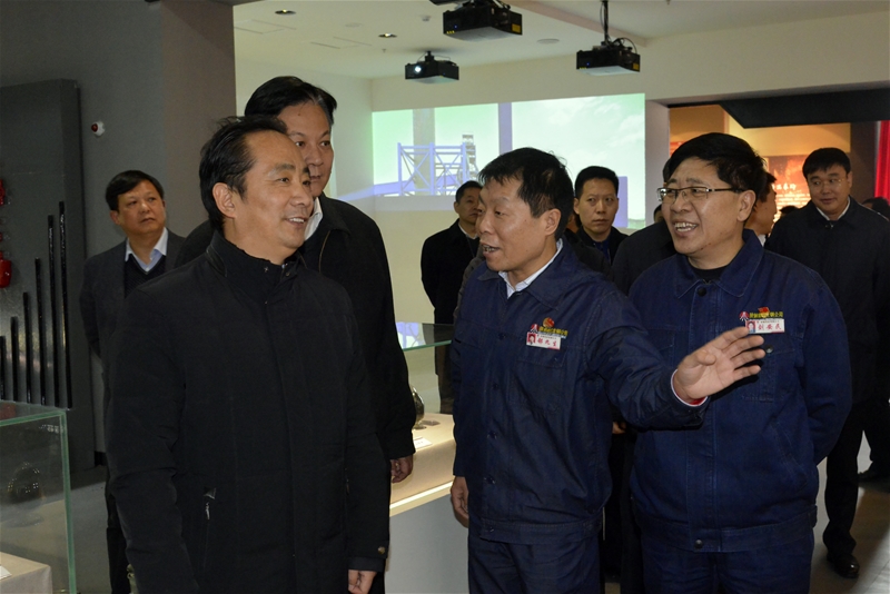 2018年12月25日 陜西省西安市委副書(shū)記、市政府市長(zhǎng)、黨組書(shū)記 李明遠(yuǎn)來(lái)公司參觀調(diào)研